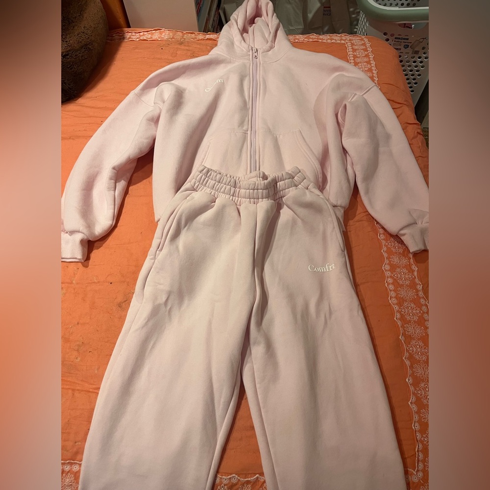 Comfrt Pink Cloud Collection Outfit Set